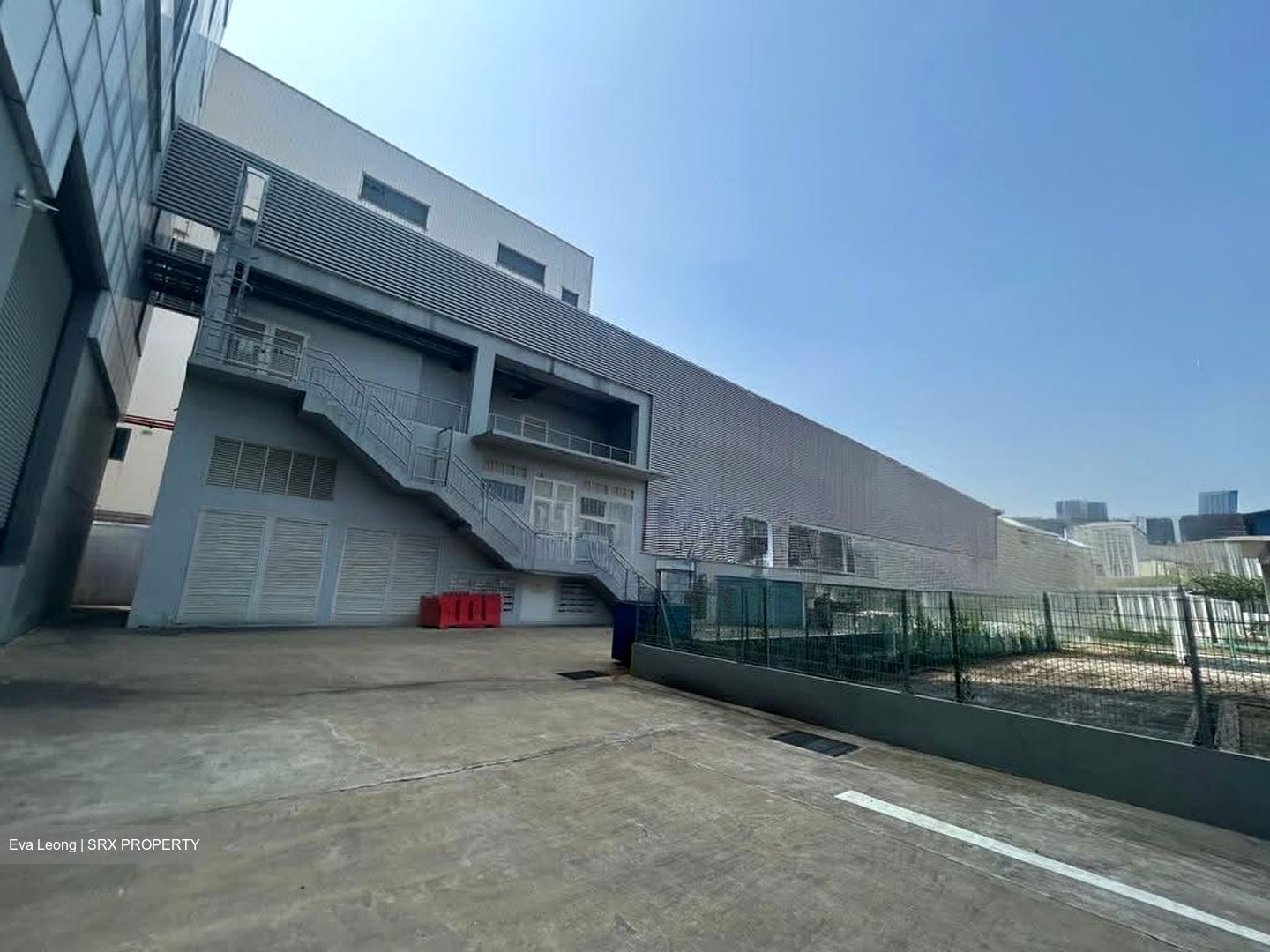 Penjuru Lane (D22), Warehouse #613067371